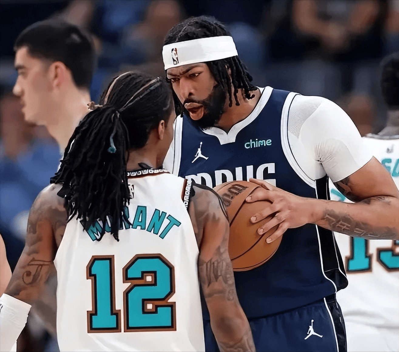 浓眉哥连续三场比赛得分超过出色防守，DWG挑战极限！